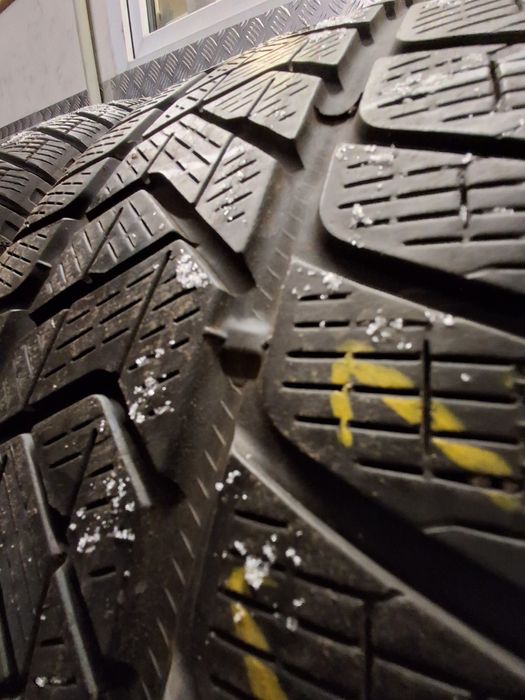 Cena za 2 sztuki wysyłka run flat 235/55r19 101H pirelli zimowe