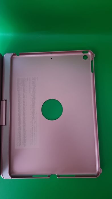 Etui z klawiaturą i touchpadem do iPada 10.2" (8. i 9. generacji) – ró