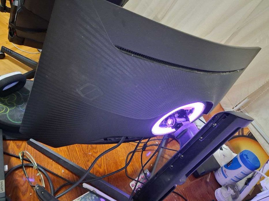 Монітор ігровий Samsung Odyssey G7 27" C27G75TQSI (LC27G75TQSIXCI)