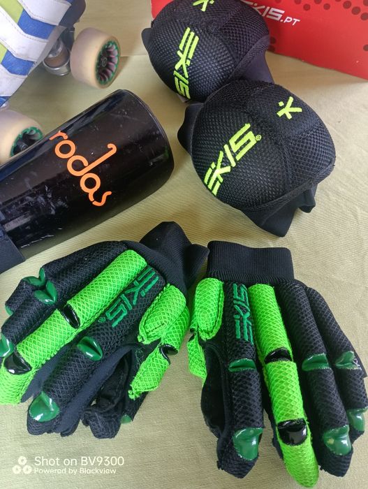 Patins e Respetivo Material conjunto