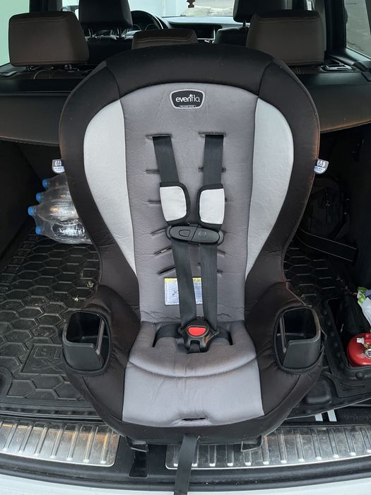 Автокрісло Evenflo (США)