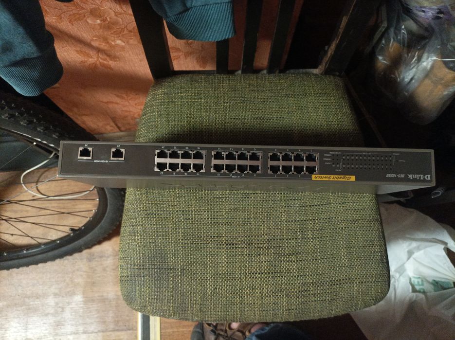 D-Link Des-1026G Gigabit Switch