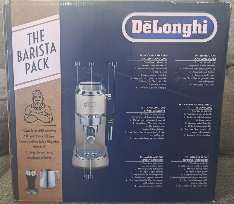 Máquina de café delonghi