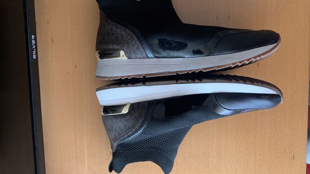 Botins MKors originais