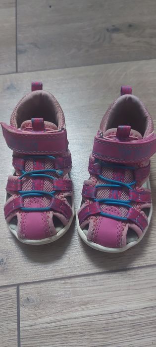Buty 2 pary sandały tenisówki pary Tom Taylor Sinsay