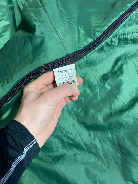 Спальный мешок .