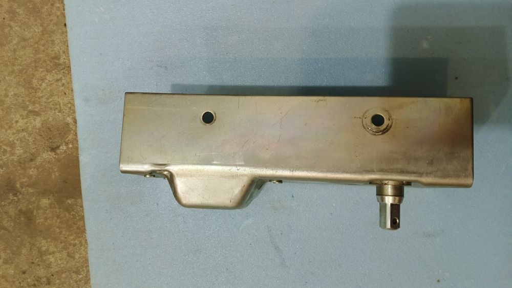 Замок задних дверей Sprinter 903