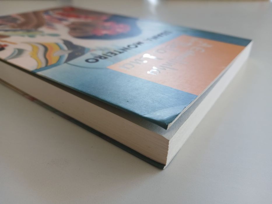 Livro "A Estrelinha da Bela Lua"