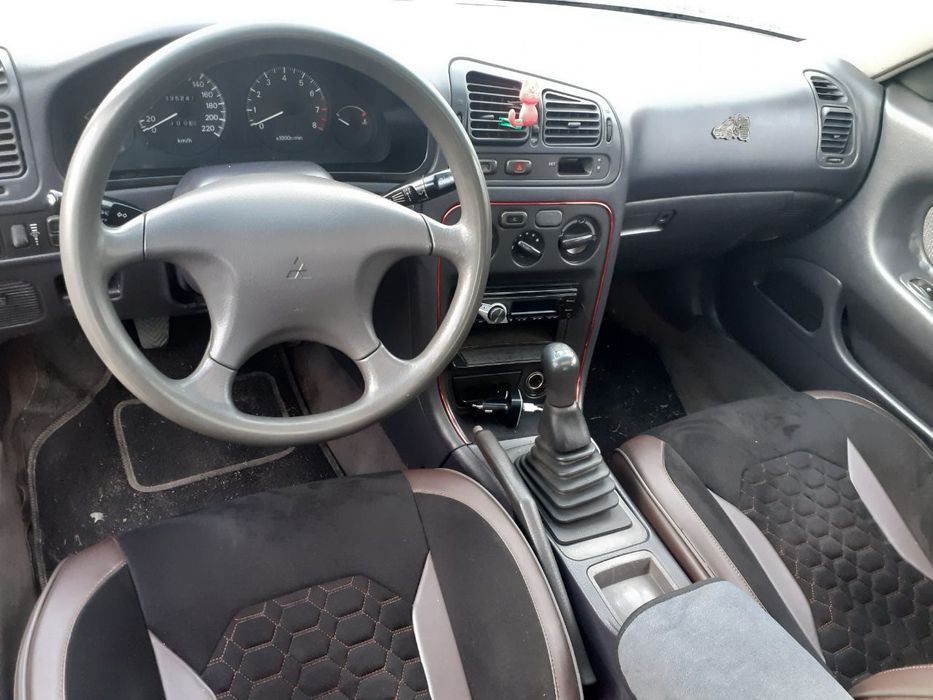 Mitsubishi galant 7 1993 рік