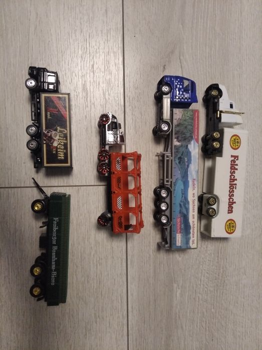 Машинки. Вантажівки Німеччина. Hot Wheels