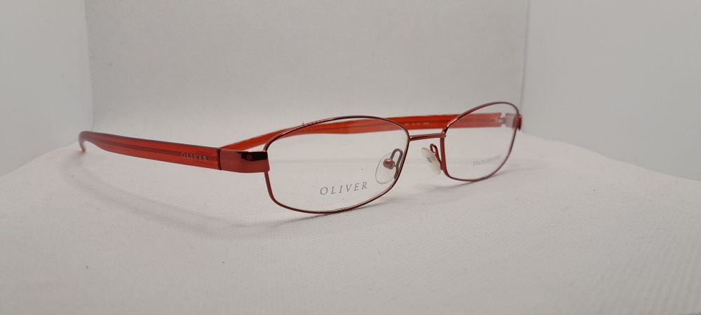 Nowe okulary oprawki korekcyjne Oliver