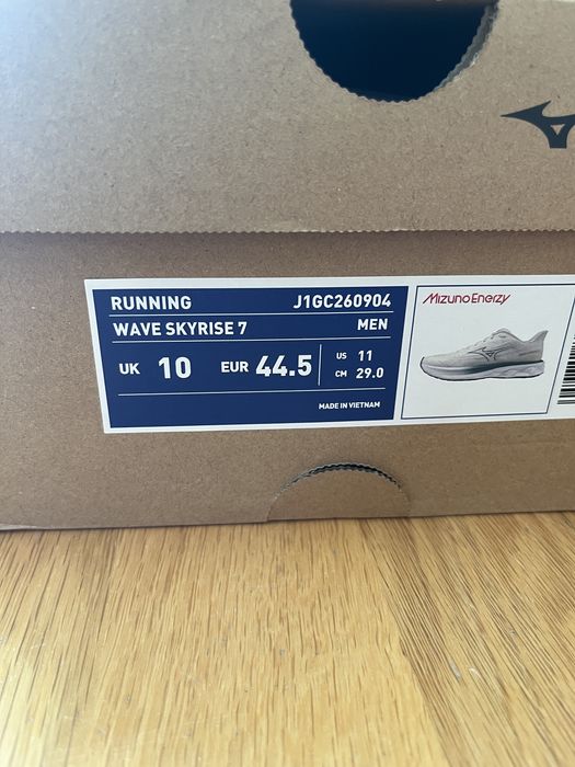 Mizuno Wave Skyrise 7