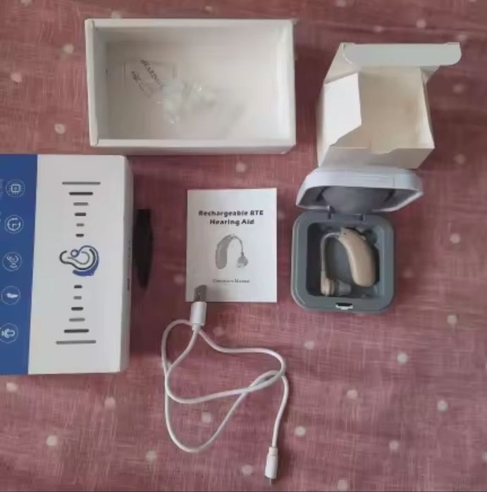 Слуховой аппарат.  Комплект из 2 шт.Высокая цифровая чувствительность.