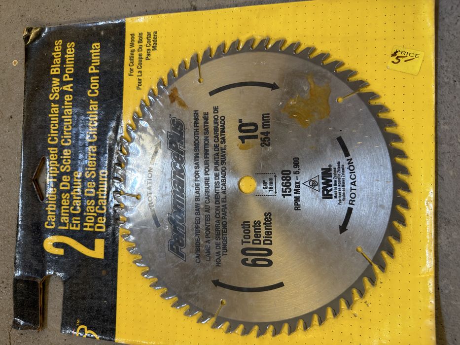 Торцовка dewalt DW703 254mm