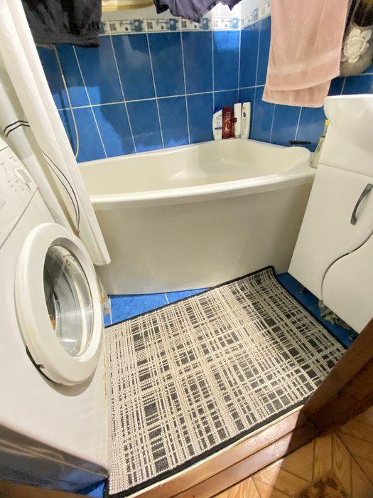Продам однокімнатну квартиру Макарів