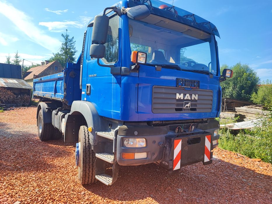 Transport wywrotka 4x4 piasek Kamień ozdobny Roboty ziemne  Wałbrzych