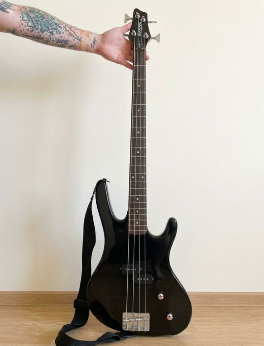 Бас Гітара Washburn Bantam Series XB100