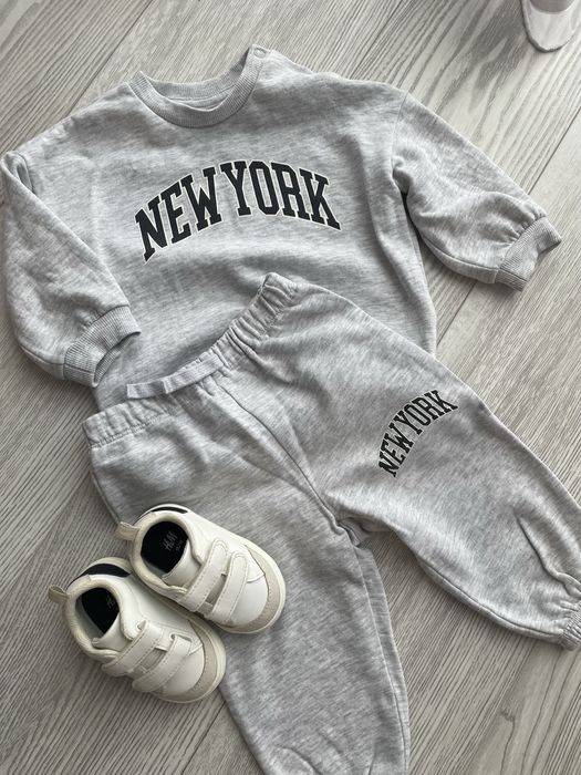 Костюм H&M.