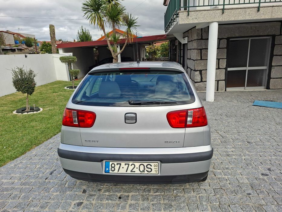Carro seat ibiza 1.0 gasolina de 2000 — photo 2