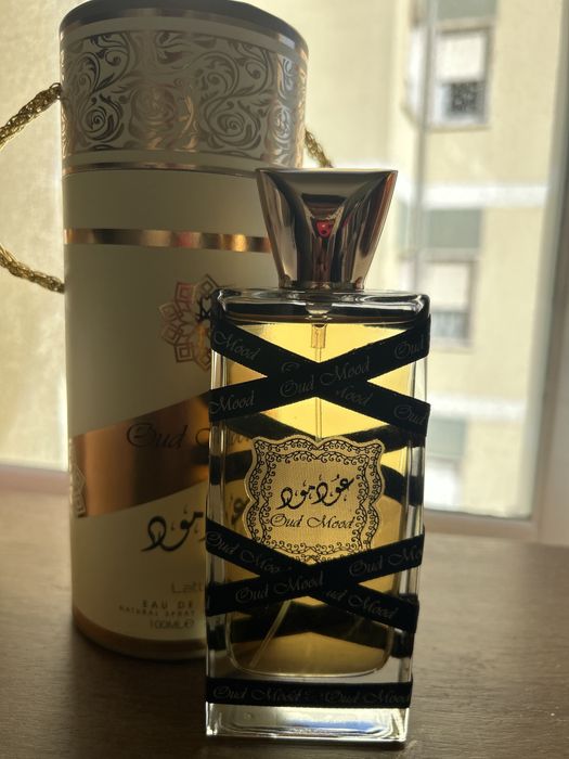 Perfume oud mood, novo.