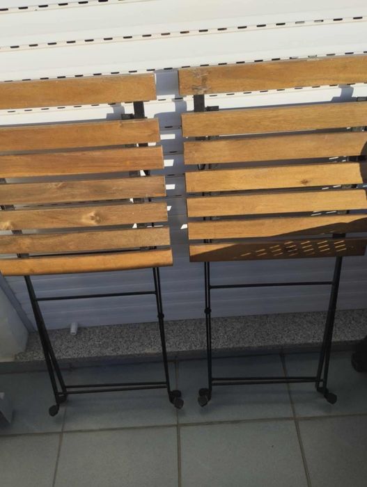 Cadeiras de jardim ou varanda