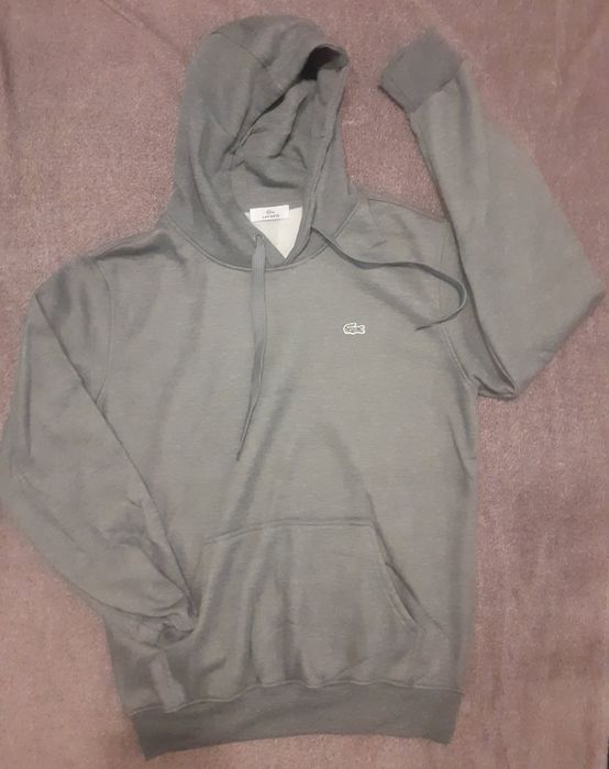 Dresy meskie z logo Lacoste.