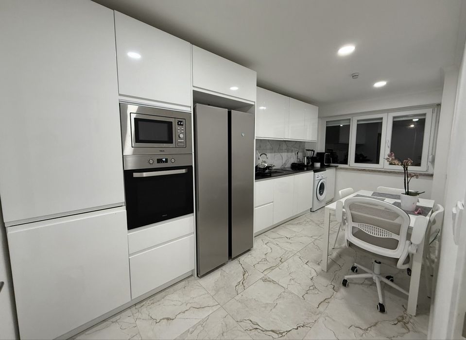 Arrendamento de quarto em Mem Martins