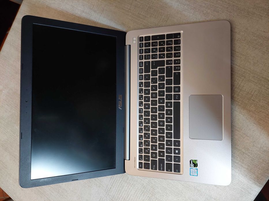 Portátil ASUS K501UX-intel core I7 - Nvidia Ge Force GTX950M64309948192131121