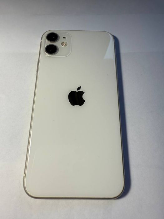 Продається IPhone 11