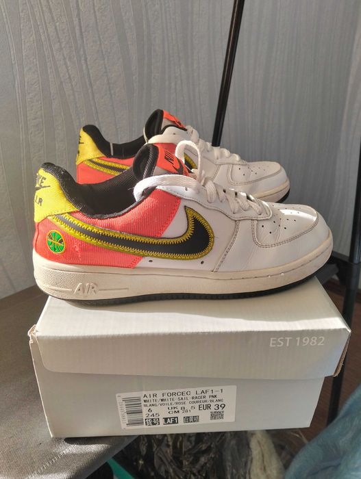 Кросівки білі Nike