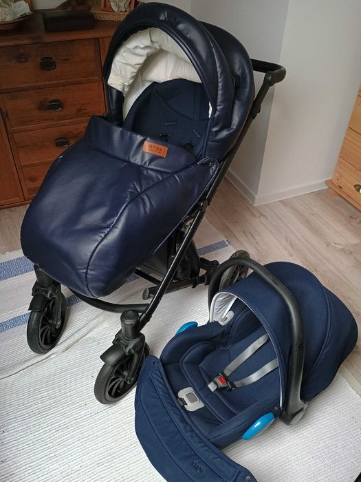 Cały komplet -Wózek dzieciecy 3w1 Anex Cross