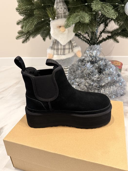 Зимові черевики UGG Neumel Platform Chelsea Boot Black