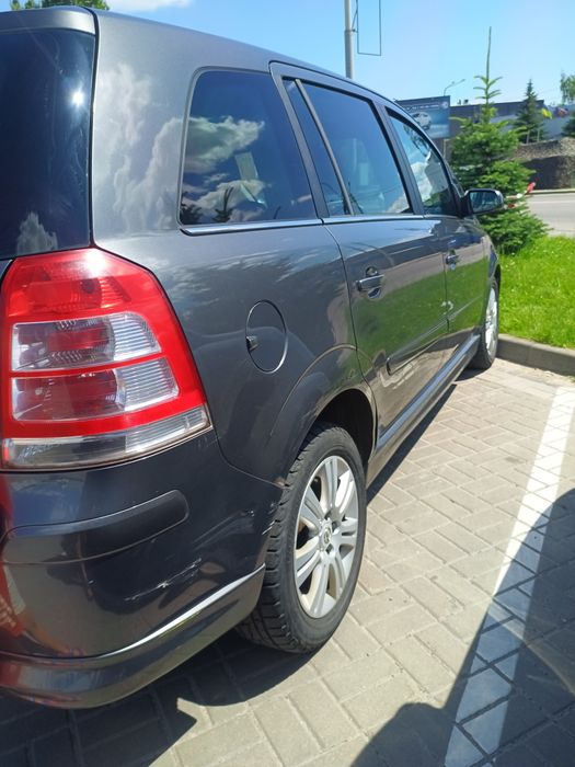 продам Opel zafira B терміново