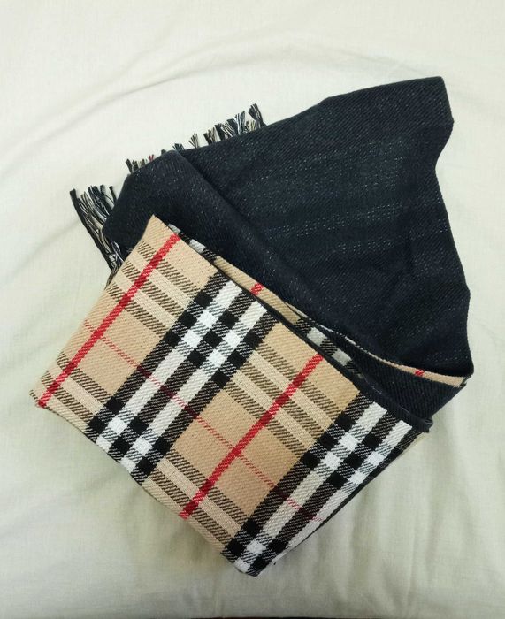 Burberry Cachecol Reversível NOVO