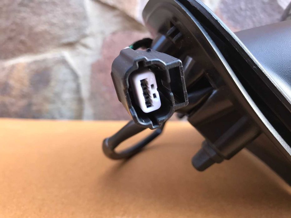 Дзеркало зеркало Nissan Navara D40 (05-16)