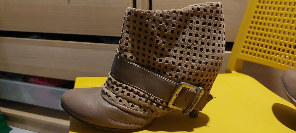 Botas de pele Miss Sixty 37