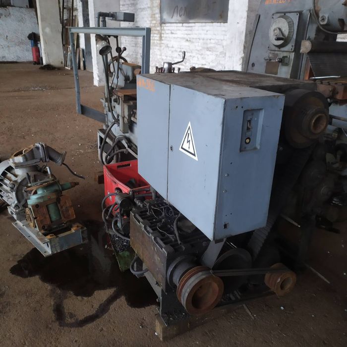 Продам Токарный и Вертикально -фрезерны станкий