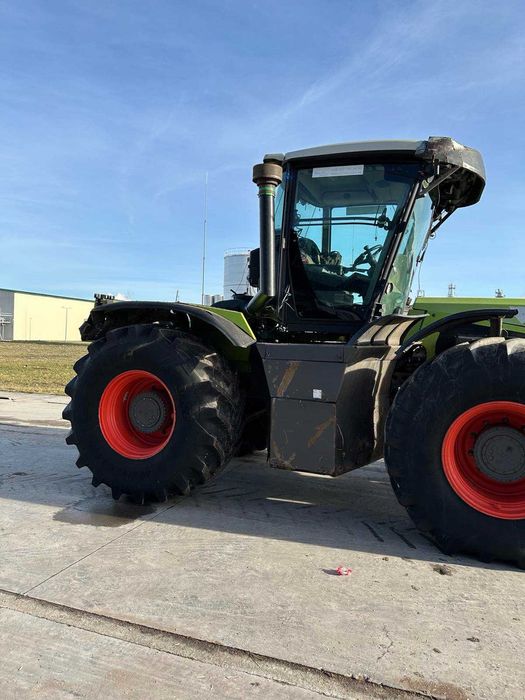 Продається трактор  CLASS Xerion 3800 TRAC