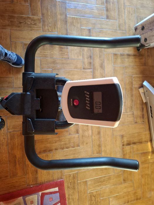 Bicicleta De Spinning POWERFIT Mars (105X45X122Cm)