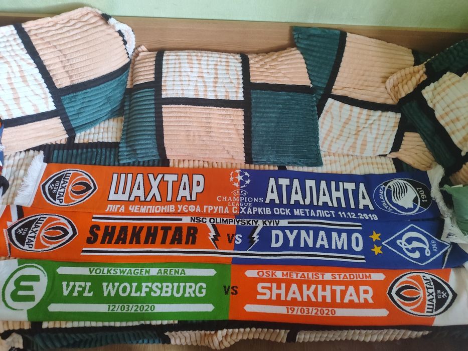 Футбольні шарфи/футбольные шарфы