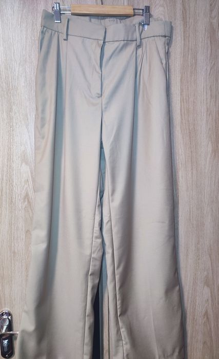 Стильні класичні брюки H&M