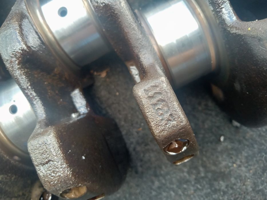 Коленвал 1.5-8кл,1.6-16кл,на ВАЗ 21099,2110,2114,2115