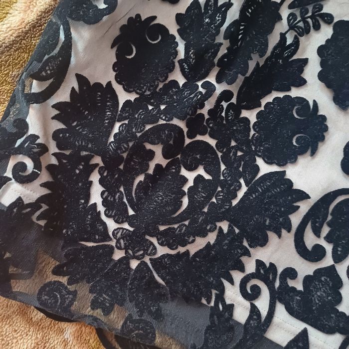 Жіночий одяг святковий