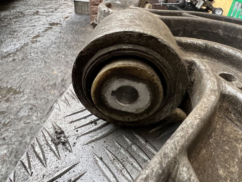 Рычаг передний кадиллак севиль 98 год cadillac seville