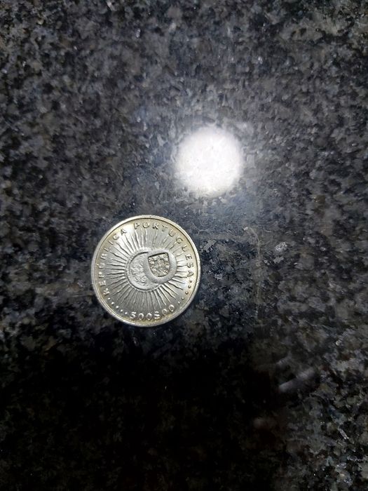 Moedas antigas do escudo