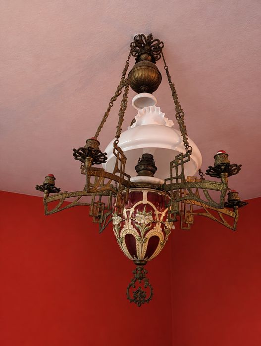 Lampa naftowa przerobiona na elektryczną XIX/XX w.