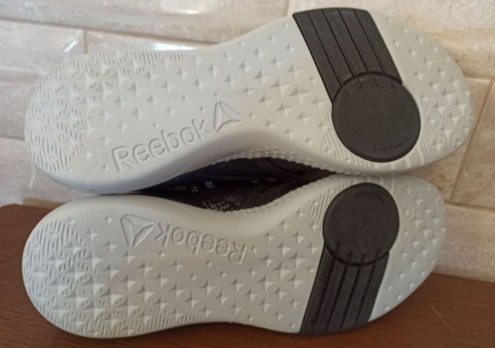 Reebok Hayasu AQ9883 оригінал розмір 38.5 нові