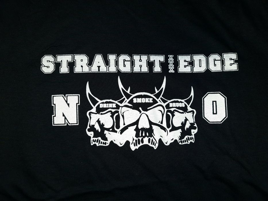Футболка Straight Edge (розмір M, XL)