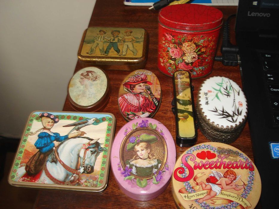 Caixinhas em folheta antigas