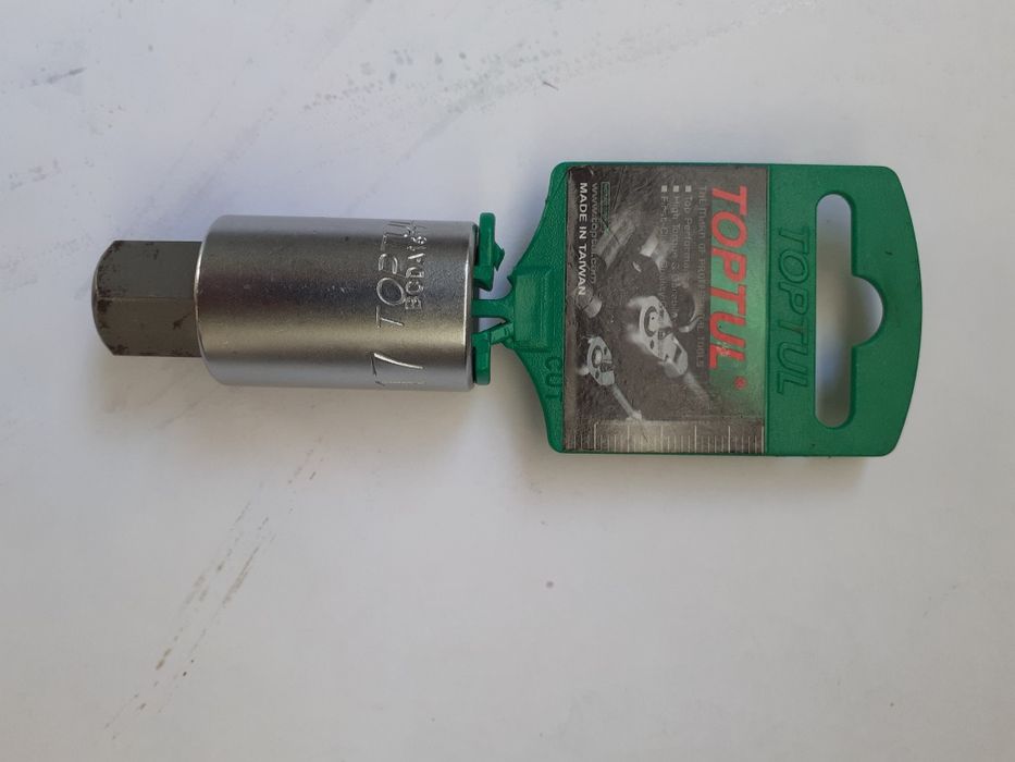 Спец-ключ  головка-шестиграник 17